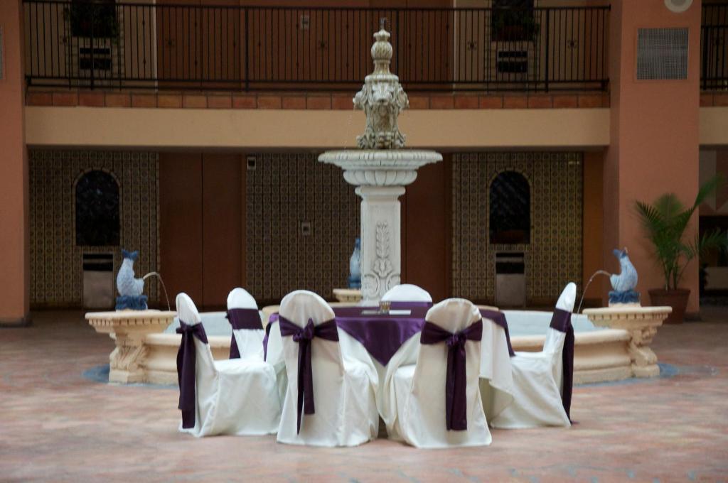 Barcelona Suites Αλμπουκέρκι Εξωτερικό φωτογραφία